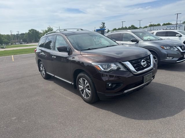 Used 2020 Nissan Pathfinder SL w/ Cargo Package AWD/4WD image 1