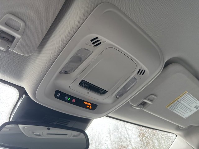 Used 2024 Buick Envision Sport Touring image 31