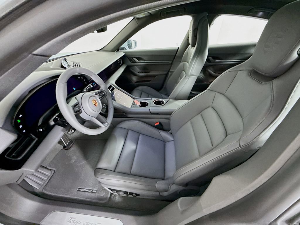 New 2026 Porsche Taycan image 5