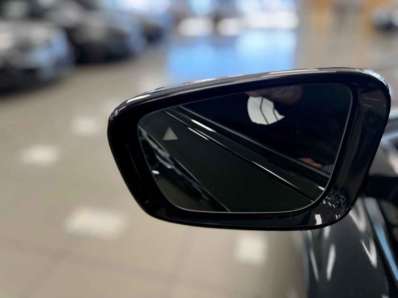 Used 2022 BMW 330i Sedan w/ Driving Assistance Package image 25