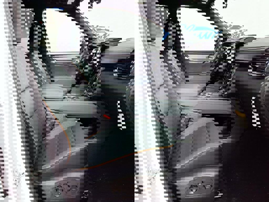 New 2026 GMC Acadia AT4 w/ Luxury Package image 26