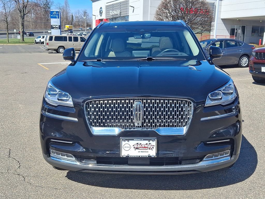 Used 2020 Lincoln Aviator Reserve w/ Equipment Group 202A image 3