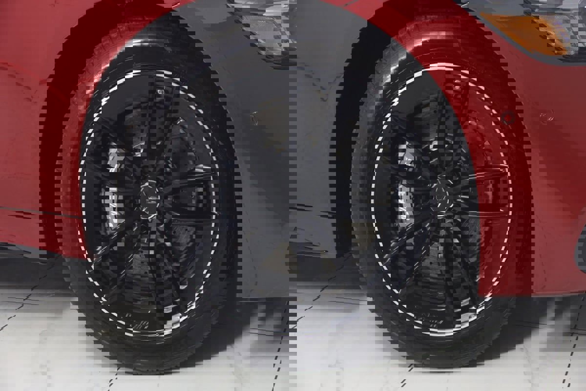 Used 2024 Mercedes-Benz AMG GT 43 image 19