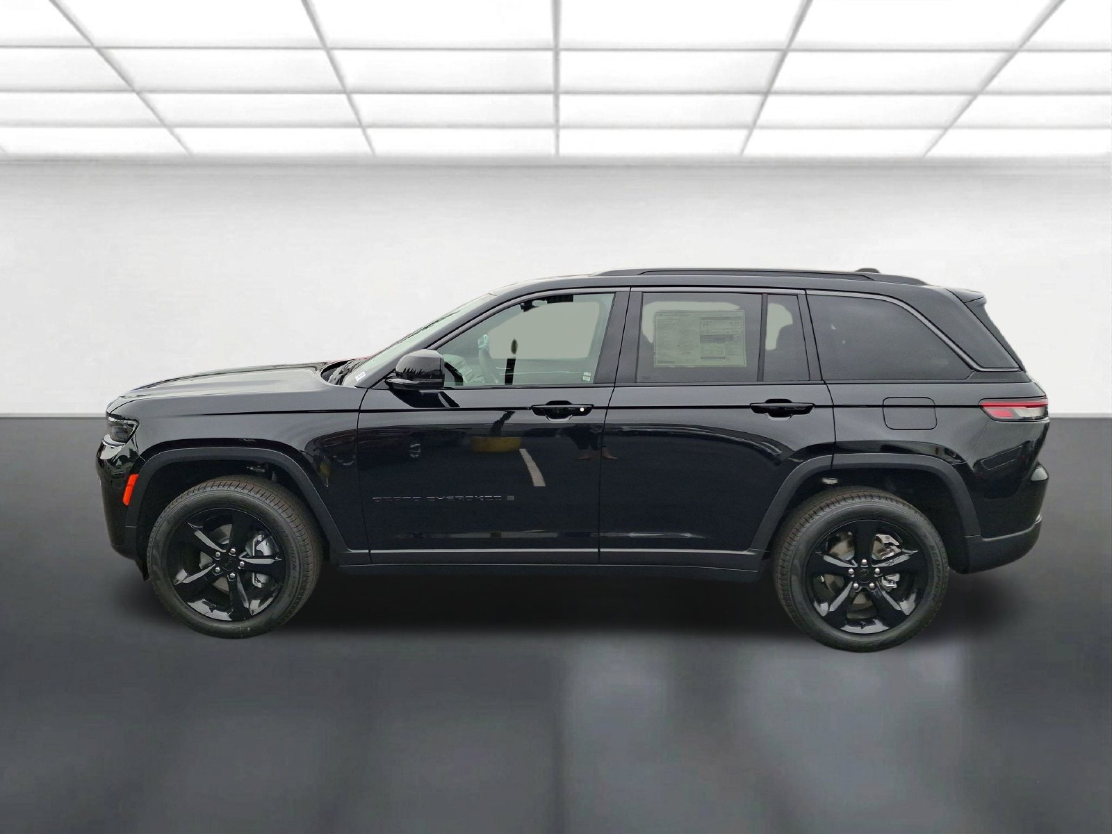 New 2026 Jeep Grand Cherokee Limited w/ Limited Altitude Package AWD/4WD image 6
