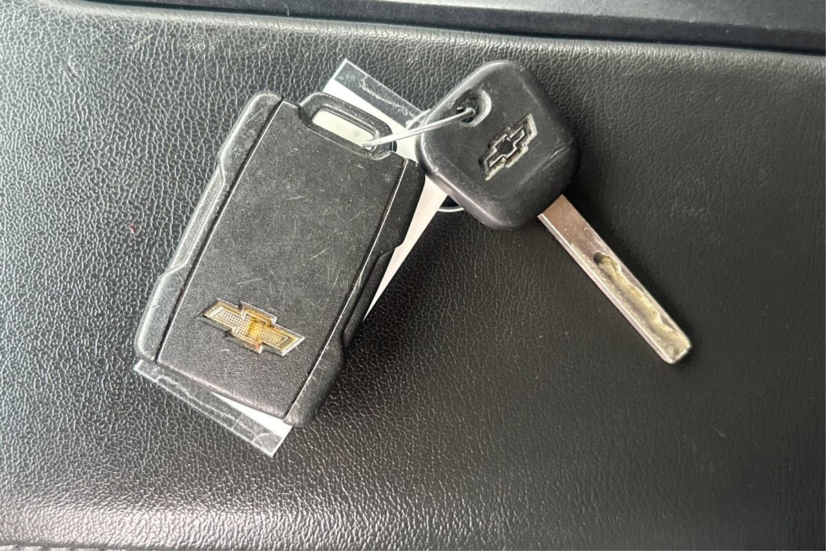 Used 2018 Chevrolet Suburban LT image 35