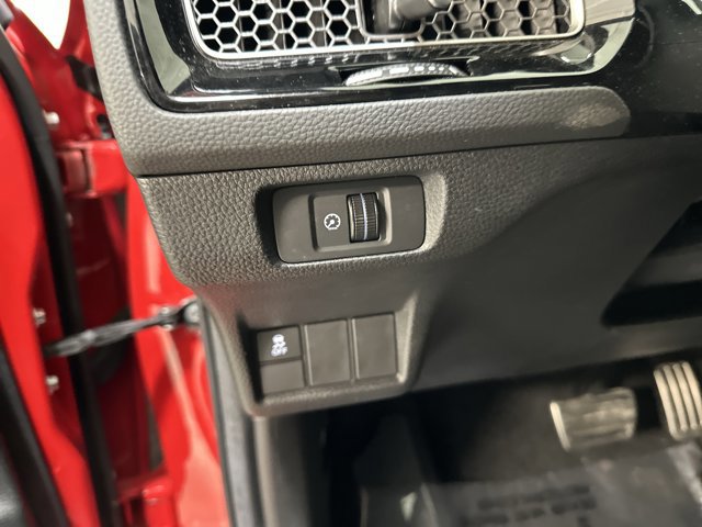 Used 2025 Honda Civic Sport image 35