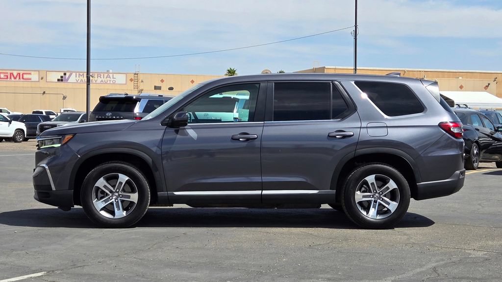 Used 2025 Honda Pilot EX-L image 7