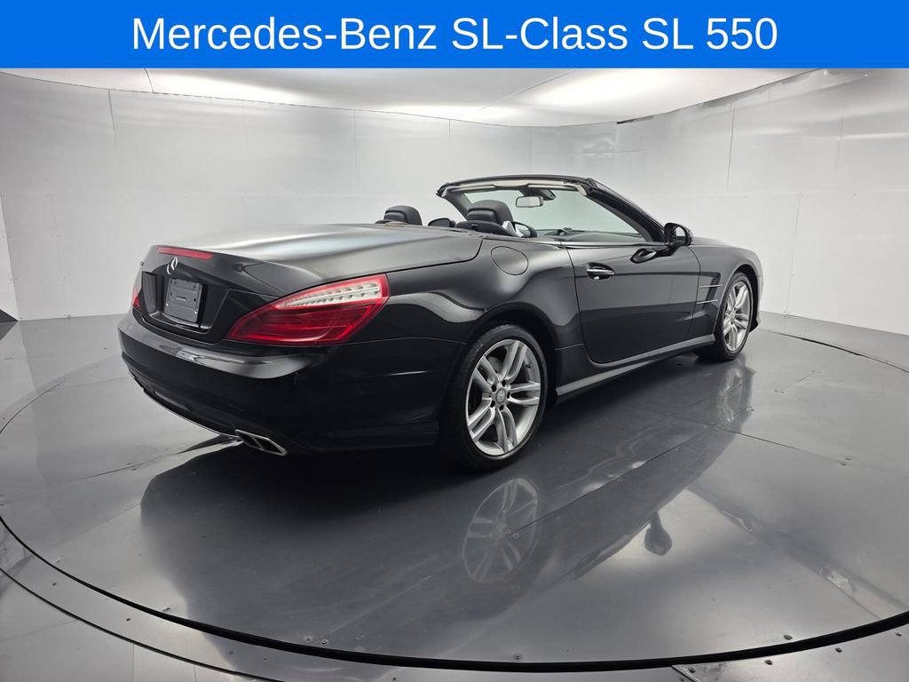 Used 2016 Mercedes-Benz SL 550 image 4