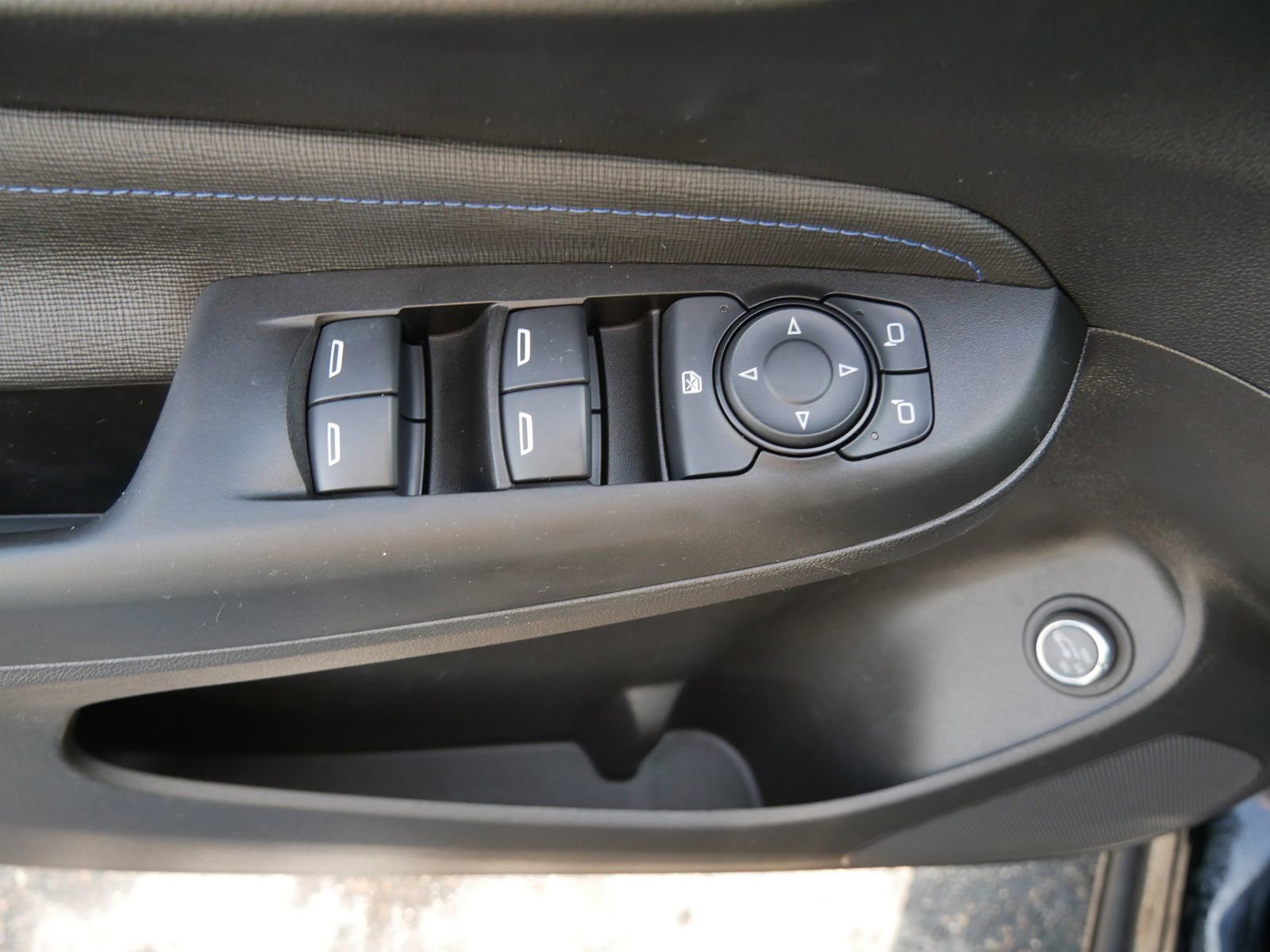 Used 2024 Buick Envista Sport Touring w/ Convenience I Package image 15