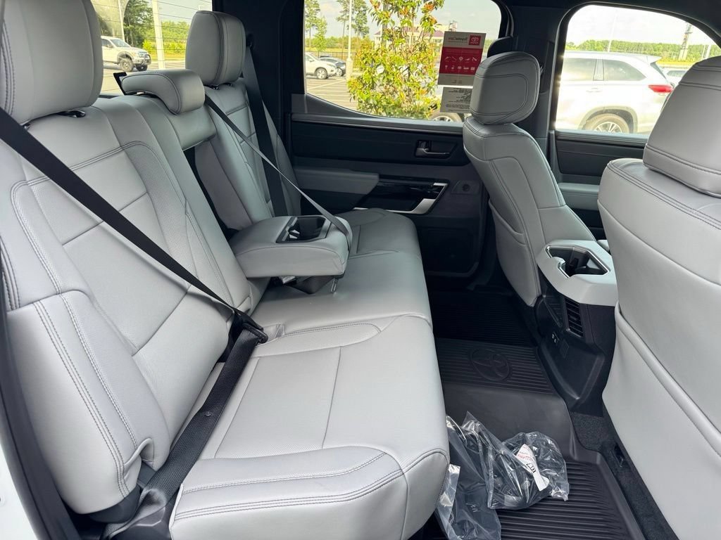 New 2026 Toyota Tundra SR5 w/ SR5 Convenience Package AWD/4WD image 24