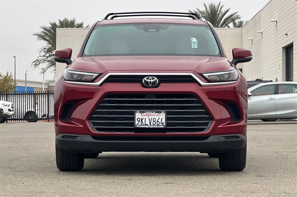 Certified 2024 Toyota Grand Highlander XLE image 11