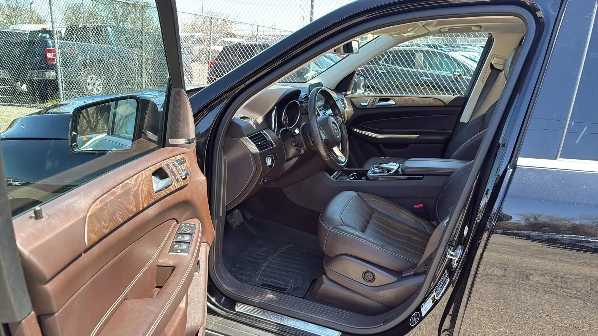 Used 2018 Mercedes-Benz GLE 350 4MATIC image 22