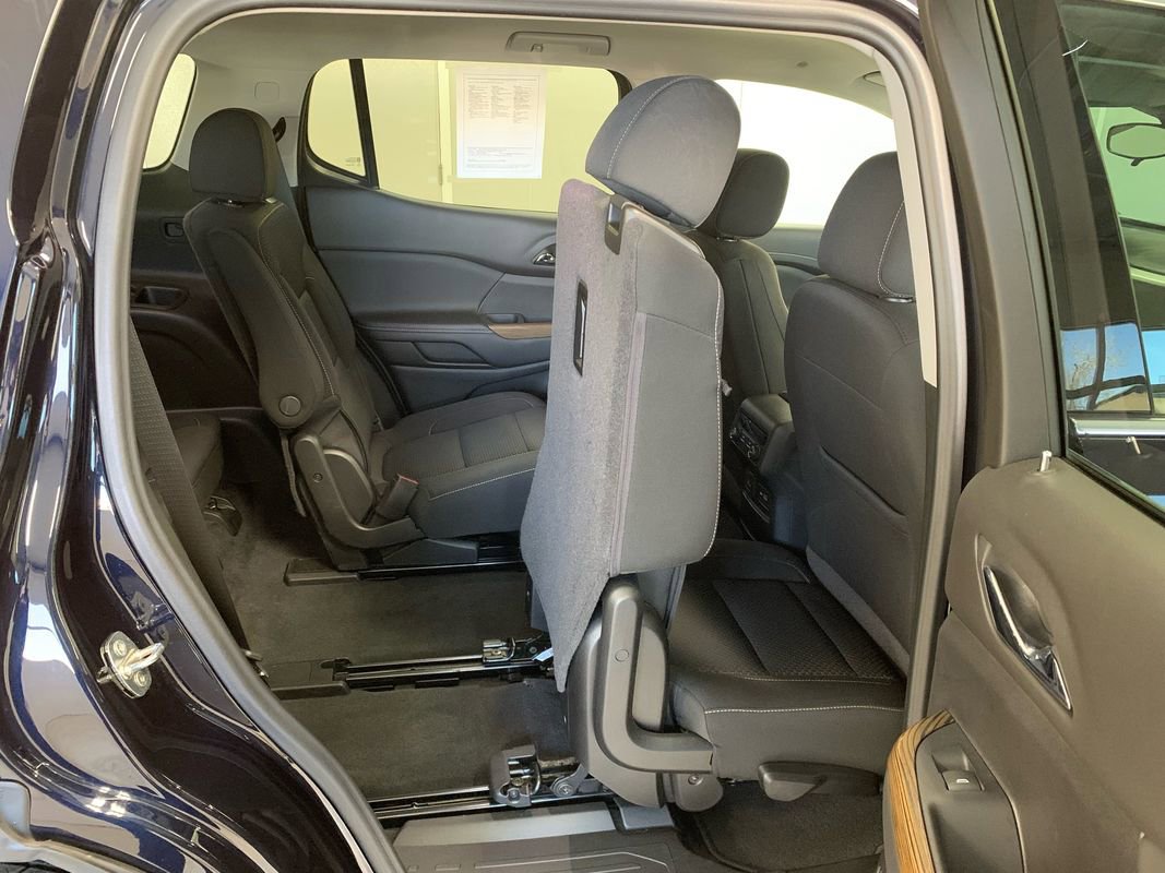 Used 2022 GMC Acadia SLE w/ Driver Convenience Package image 29