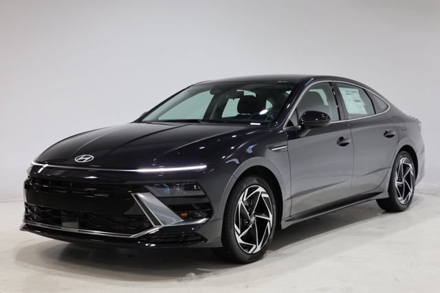 Certified 2026 Hyundai Sonata SEL FWD image 3