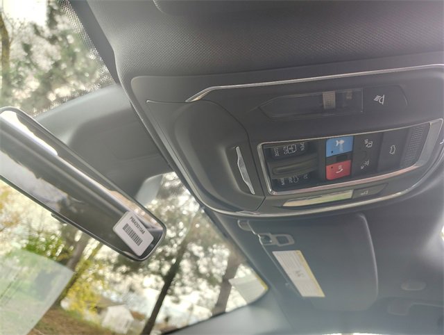 New 2025 Jeep Grand Cherokee Altitude image 30