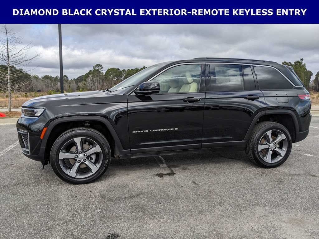 New 2026 Jeep Grand Cherokee Limited RWD image 8