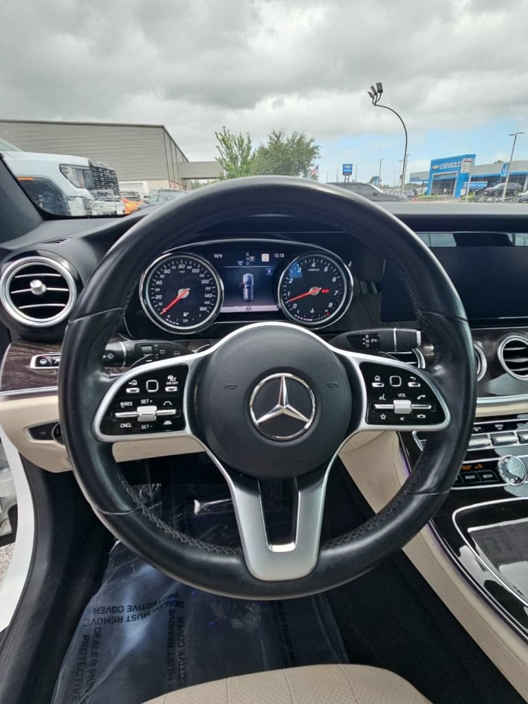 Used 2019 Mercedes-Benz E 450 4MATIC Wagon w/ Premium Package image 13