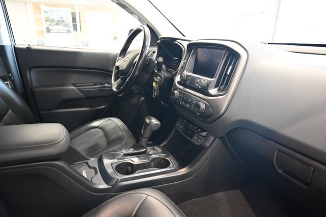 Used 2019 Chevrolet Colorado Z71 AWD/4WD image 14