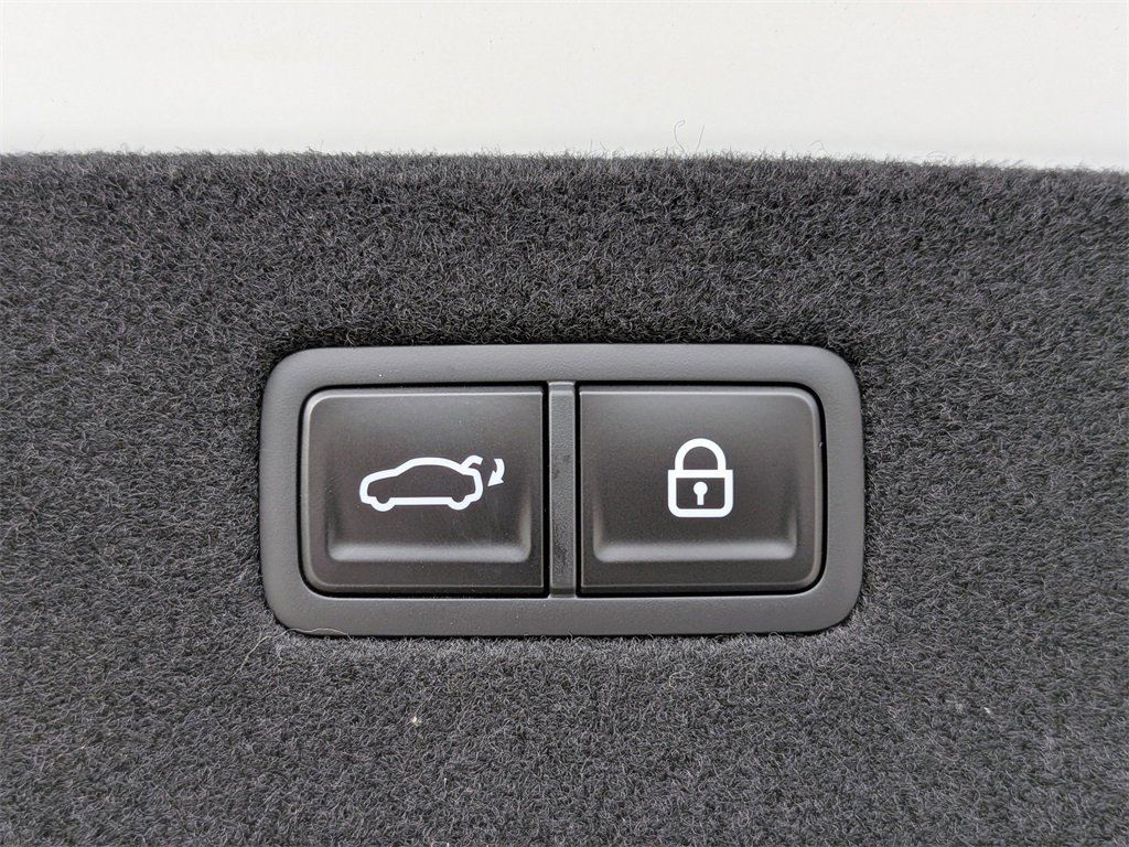 New 2026 Genesis G90 3.5T Prestige image 28