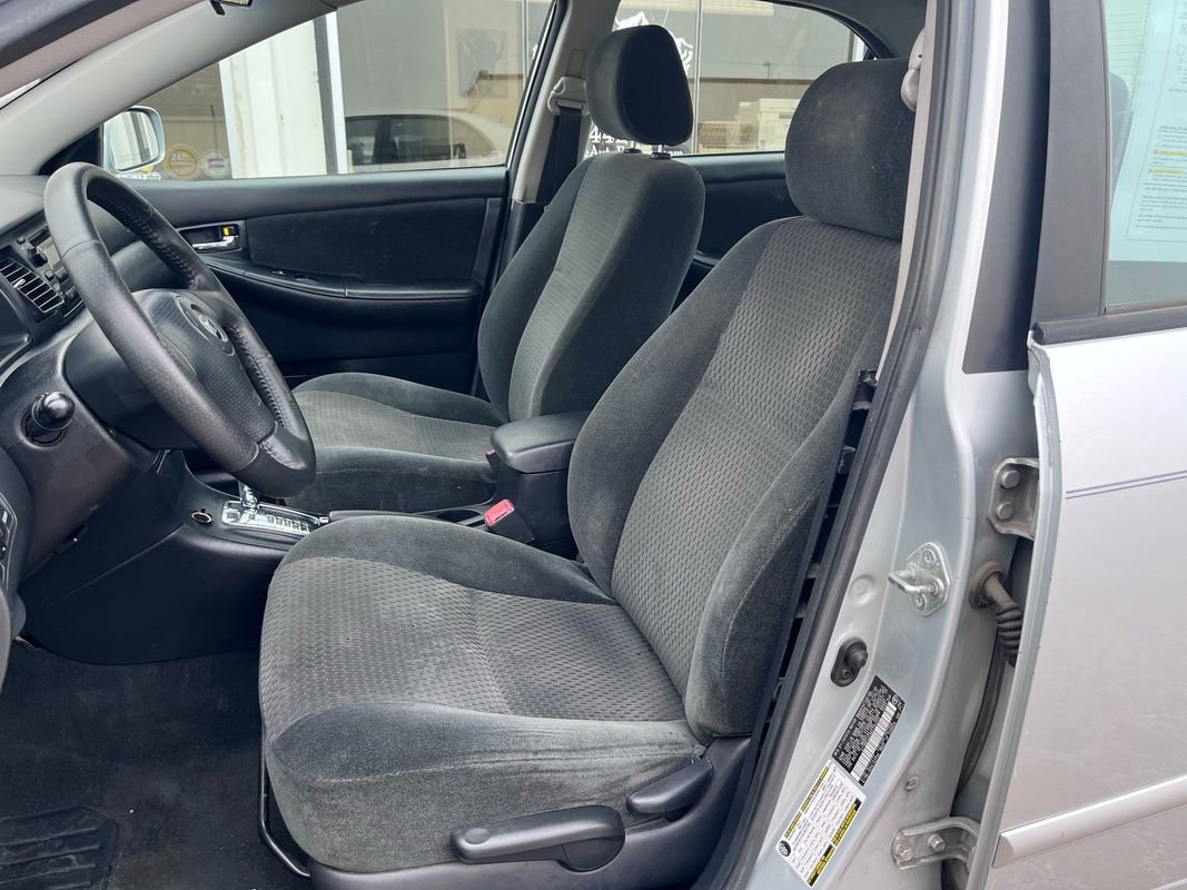 Used 2006 Toyota Corolla CE image 8