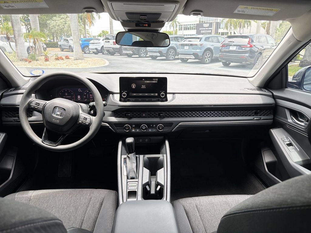 Certified 2023 Honda Accord LX image 10