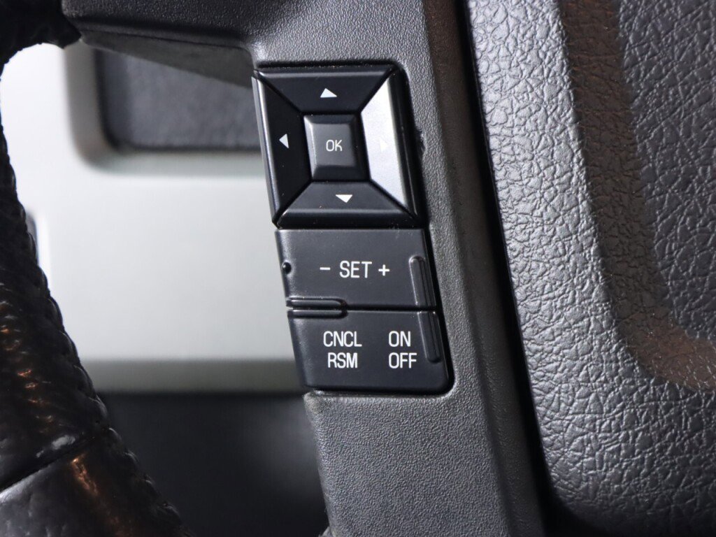 Used 2014 Ford F150 FX4 image 12