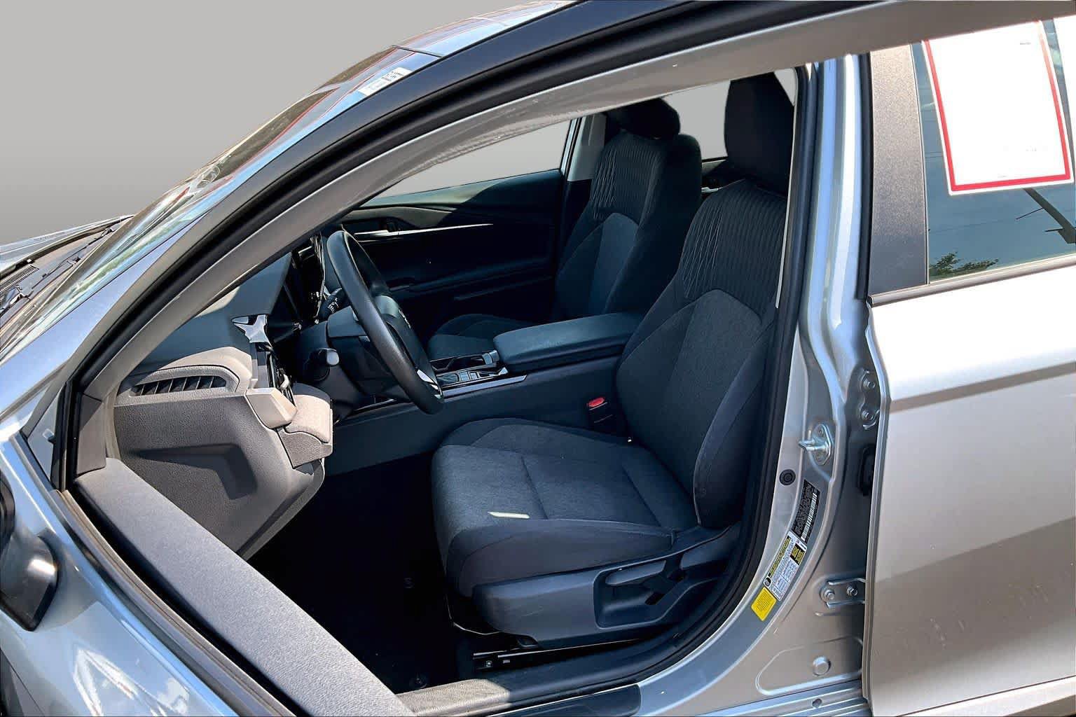 Certified 2025 Toyota Camry LE FWD image 8