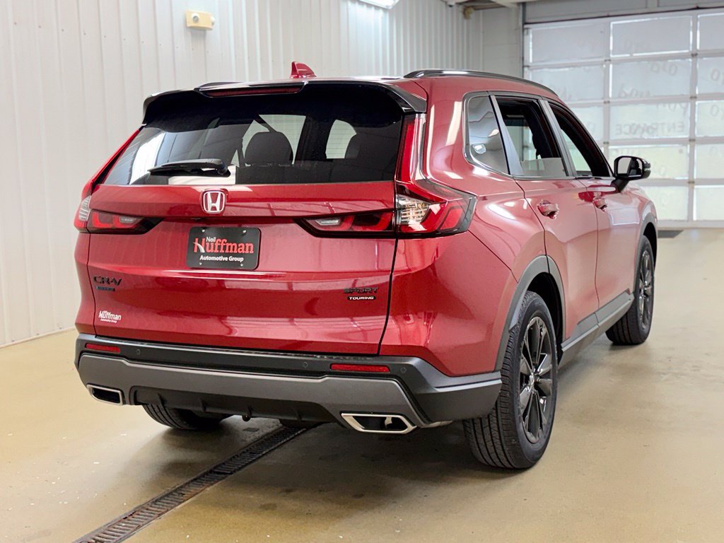 Used 2026 Honda CR-V Sport Touring image 5