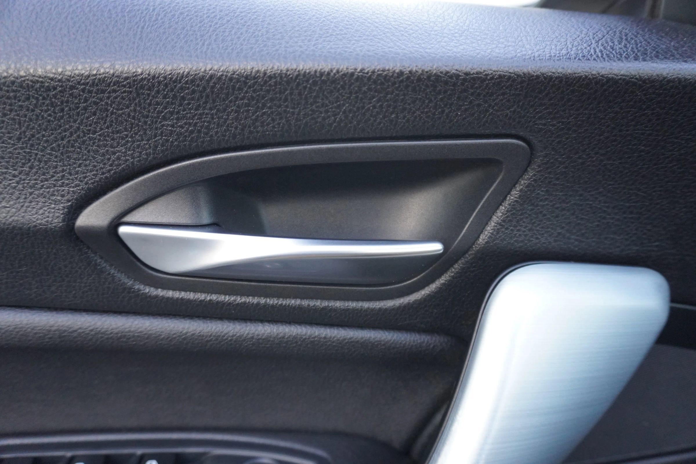 Used 2016 BMW 228i Convertible image 25