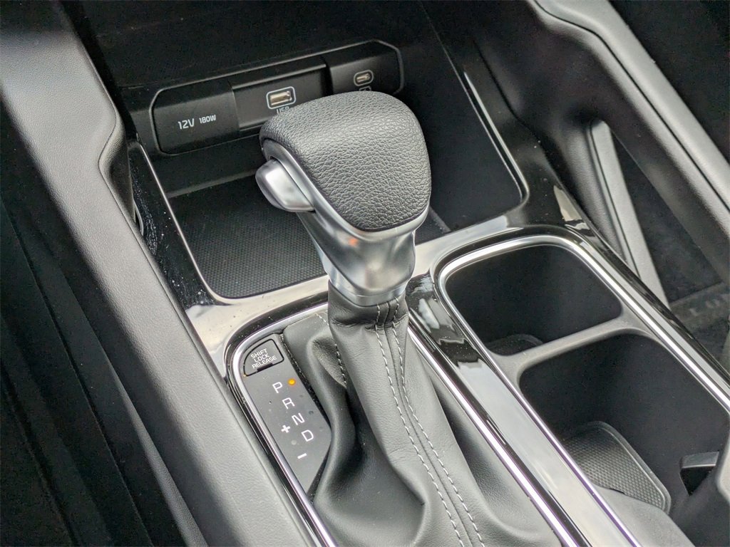 Used 2024 Kia Telluride LX image 25