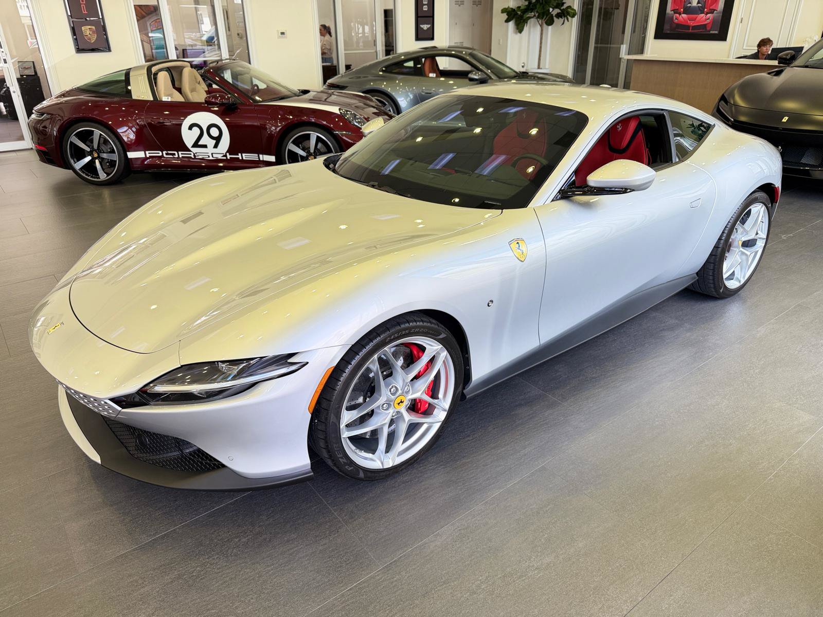 Used 2022 Ferrari Roma RWD image 4