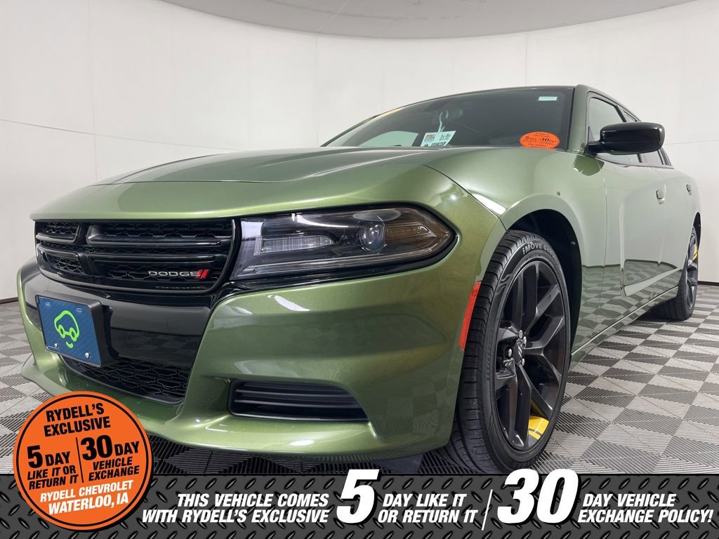 Used 2020 Dodge Charger SXT w/ Blacktop Package image 13