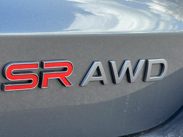 Used 2026 Nissan Kicks SR w/ Cold Weather Package AWD/4WD image 2