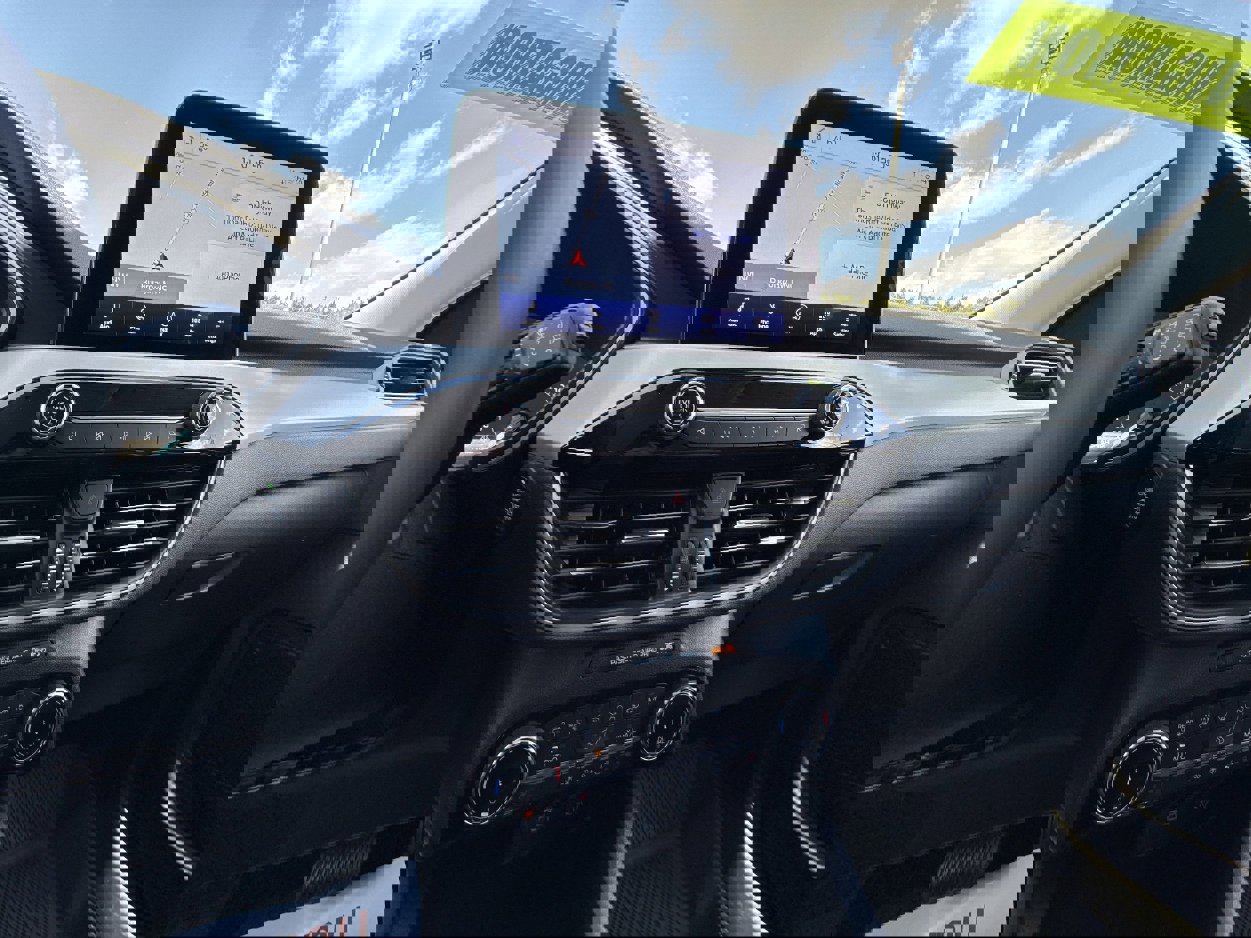 Certified 2022 Ford Escape SEL image 17