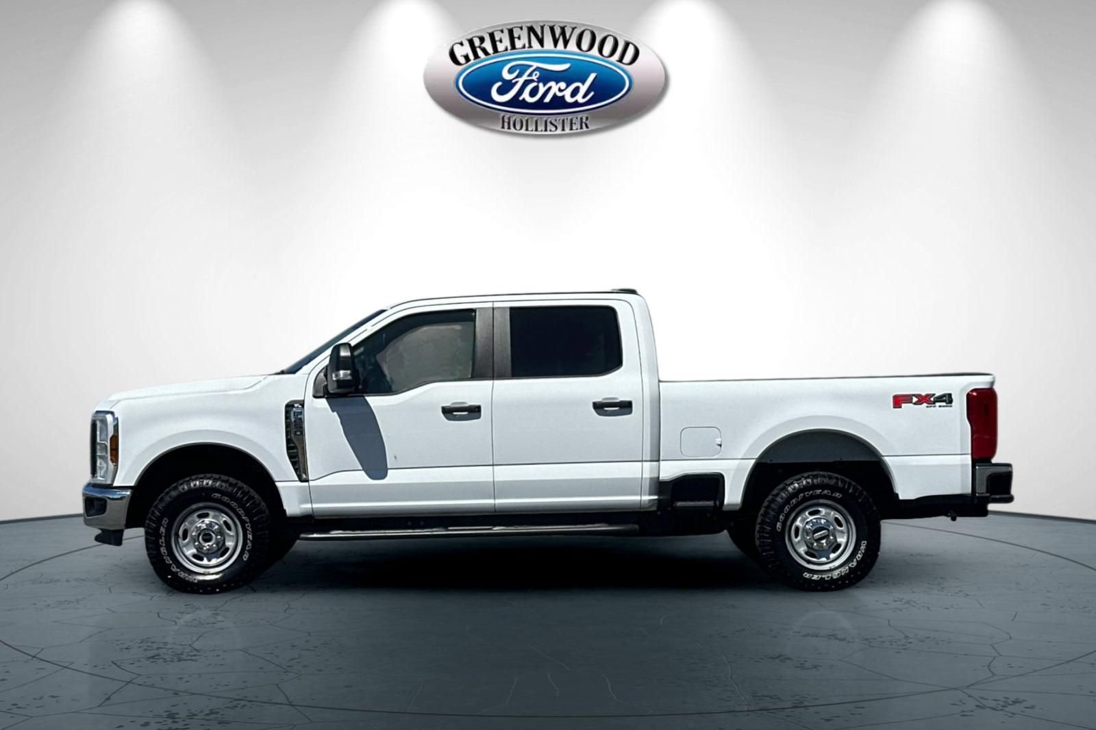 Certified 2024 Ford F250 XL w/ XL Off-Road Package AWD/4WD image 7