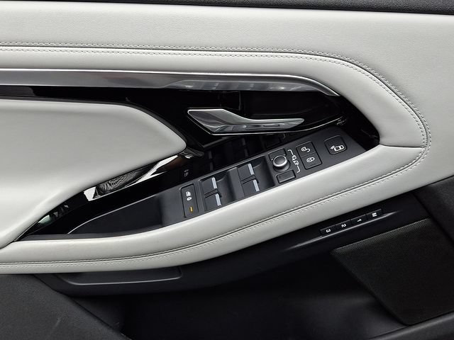 Used 2020 Land Rover Range Rover Evoque R-Dynamic HSE AWD/4WD image 16