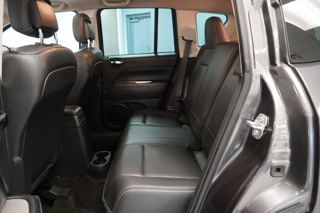 Used 2017 Jeep Compass High Altitude AWD/4WD image 26