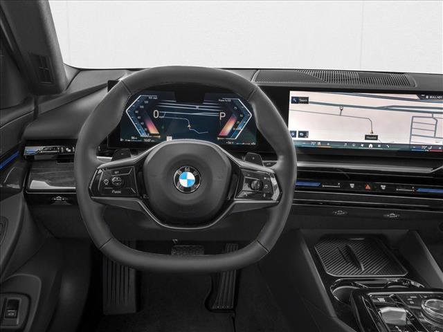 New 2025 BMW 530i w/ Premium Package video 4