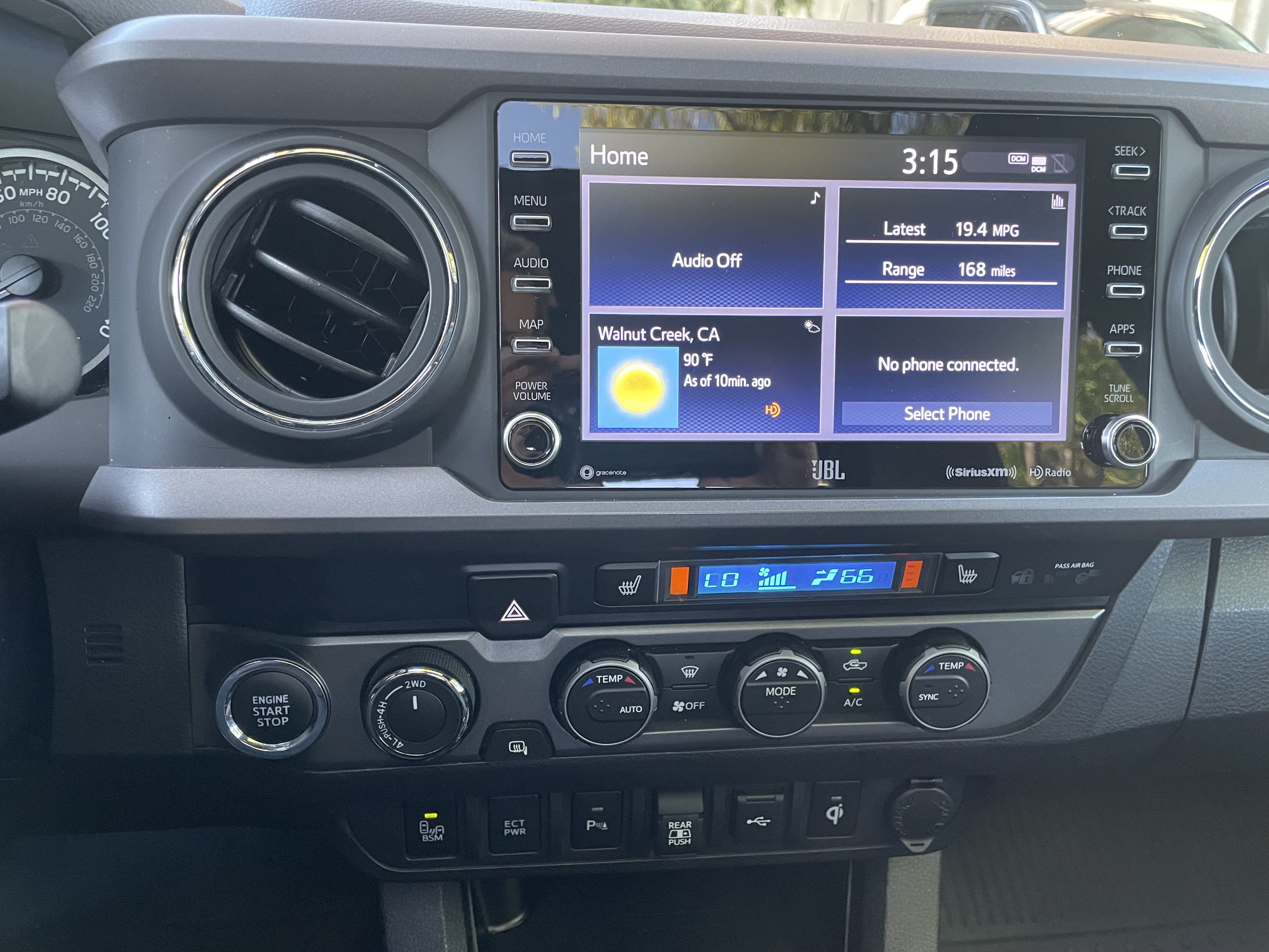 Used 2023 Toyota Tacoma TRD Sport w/ TRD Premium Sport Package AWD/4WD image 15
