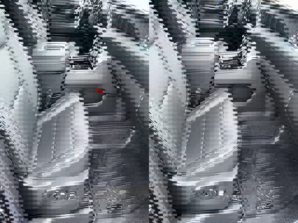 Used 2022 GMC Yukon XL Denali image 38