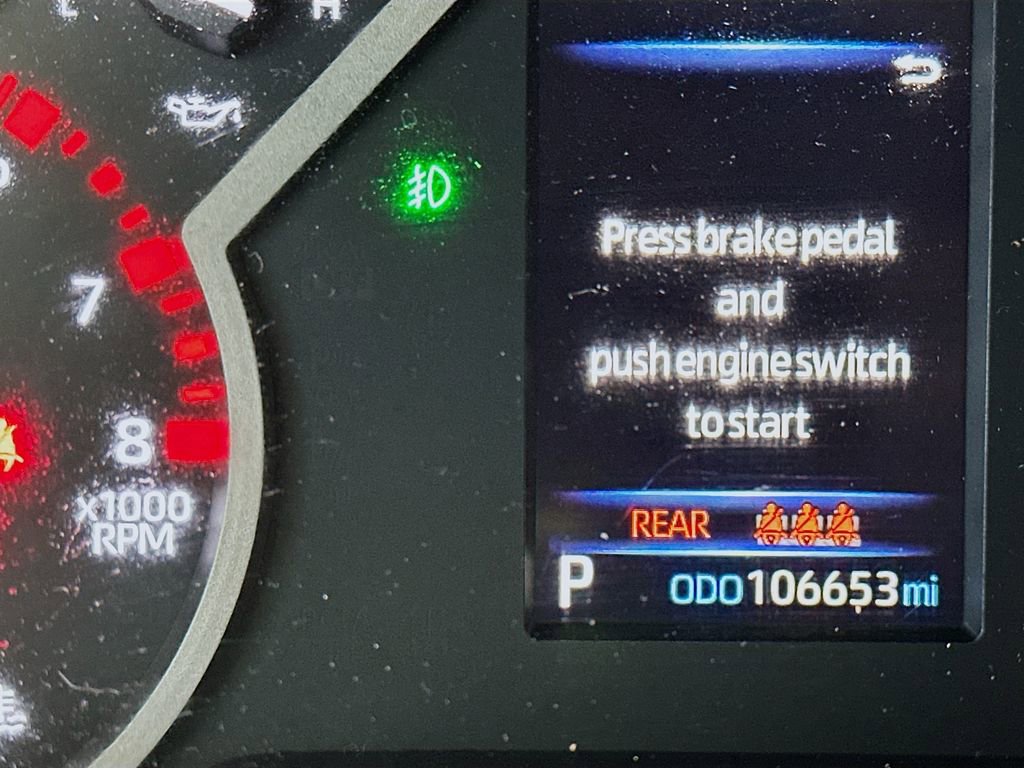 Used 2022 Toyota Tundra SR5 w/ SR5 Convenience Package RWD image 15