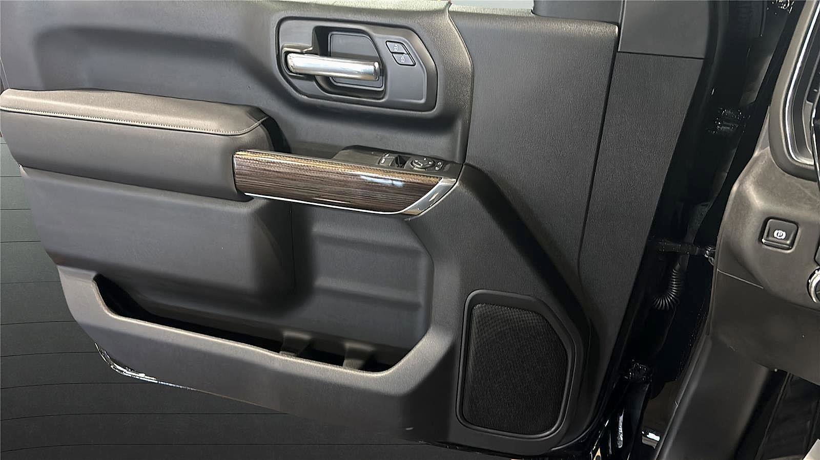 New 2026 GMC Sierra 3500 SLE w/ SLE Convenience Package image 21