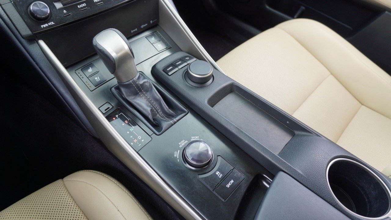 Used 2014 Lexus IS 250 w/ Premium Package RWD image 19