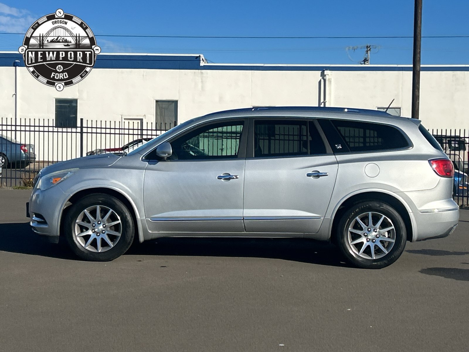Used 2016 Buick Enclave Leather AWD/4WD image 5