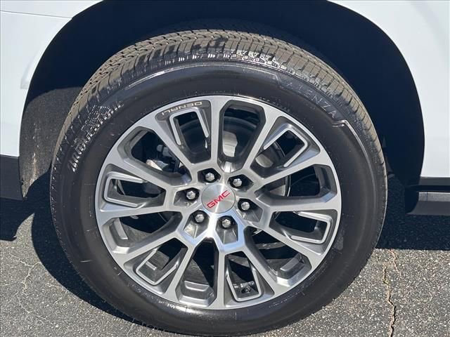 New 2026 GMC Yukon XL Denali w/ Denali Reserve Package AWD/4WD image 13
