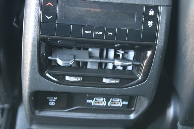 Used 2023 Jeep Grand Cherokee L Laredo AWD/4WD image 19