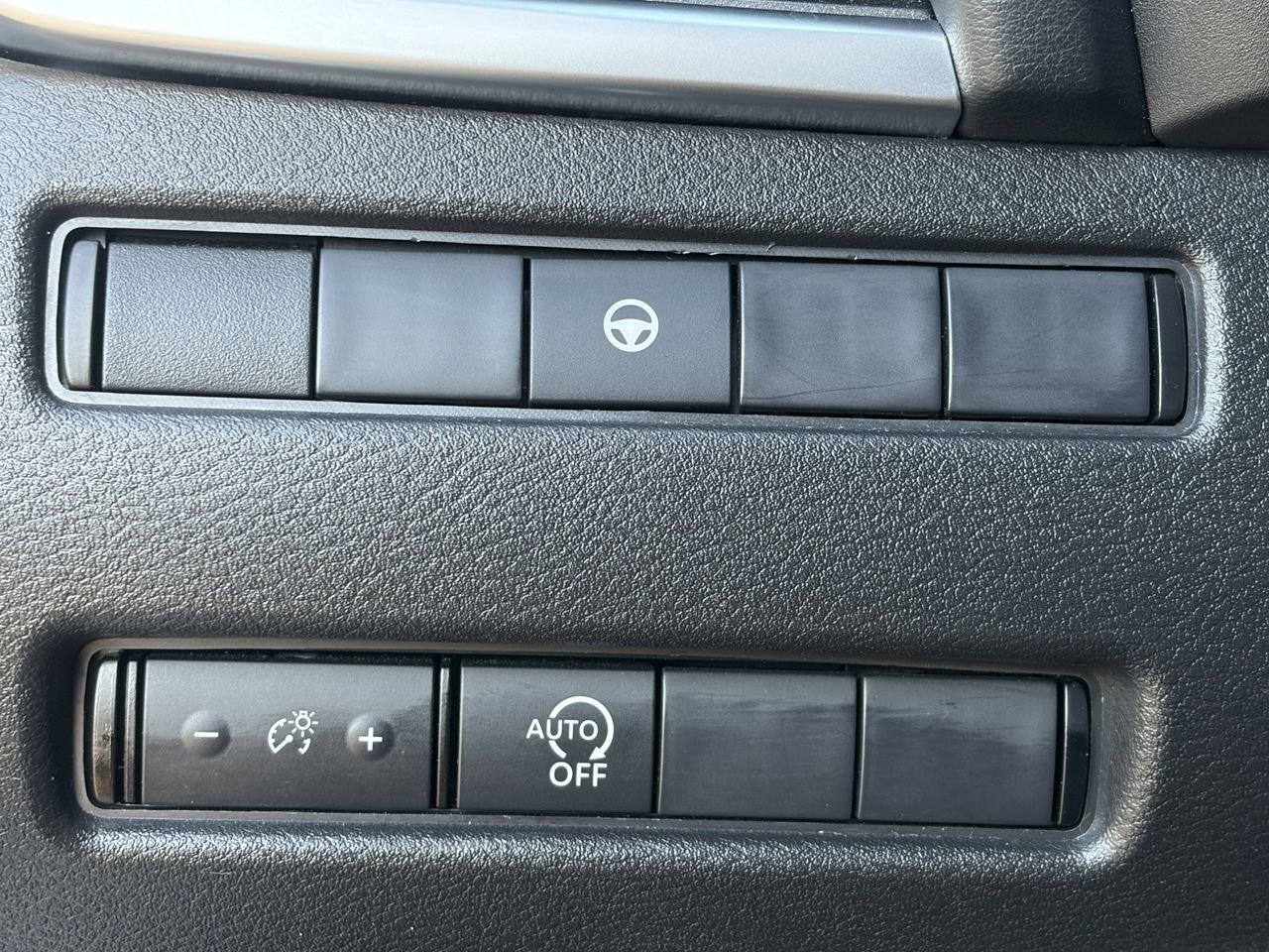 Certified 2023 Nissan Rogue SV image 24