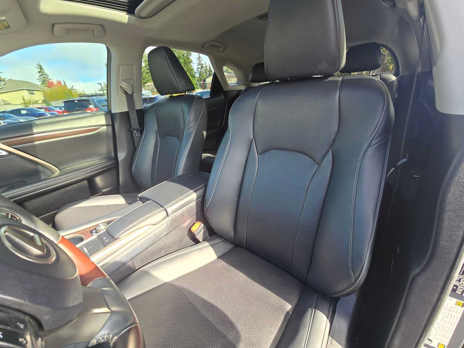 Used 2022 Lexus RX 450h AWD w/ Premium Package image 23