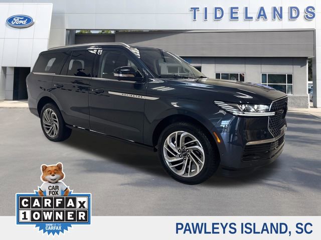 Used 2025 Lincoln Navigator Reserve AWD/4WD image 1