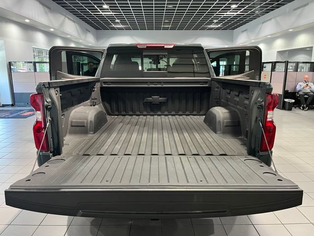 Used 2025 Chevrolet Silverado 1500 LT AWD/4WD image 10